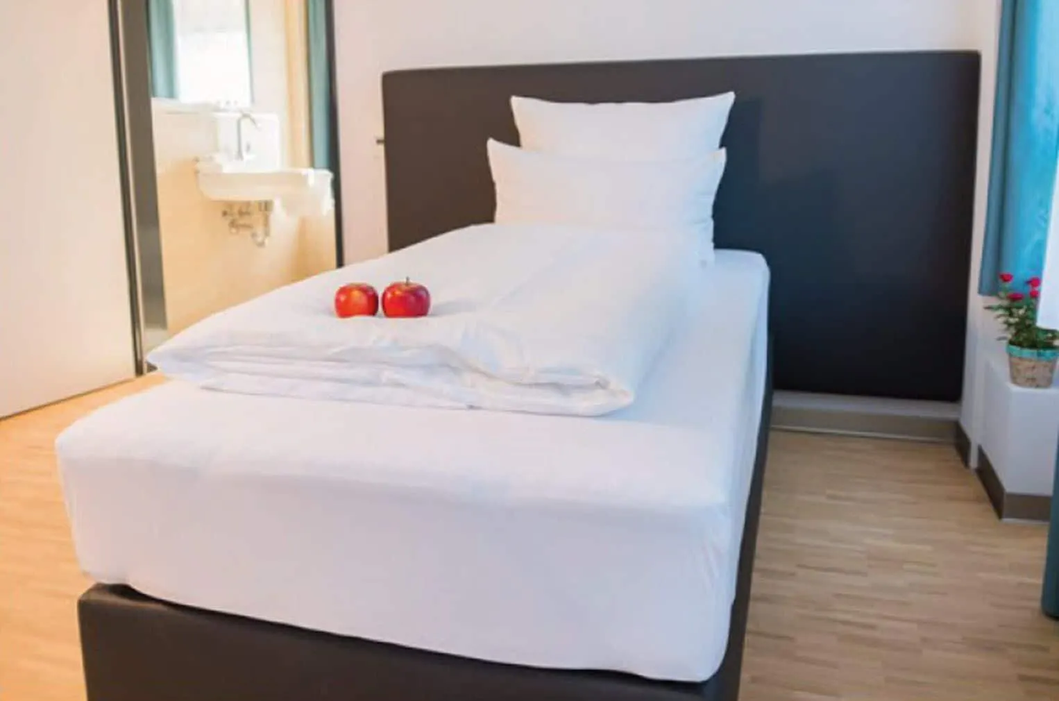 Hotel-Etage Apfelrot Erding 3*,  Germany